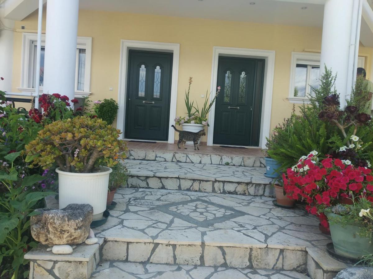 Apartment Ismene